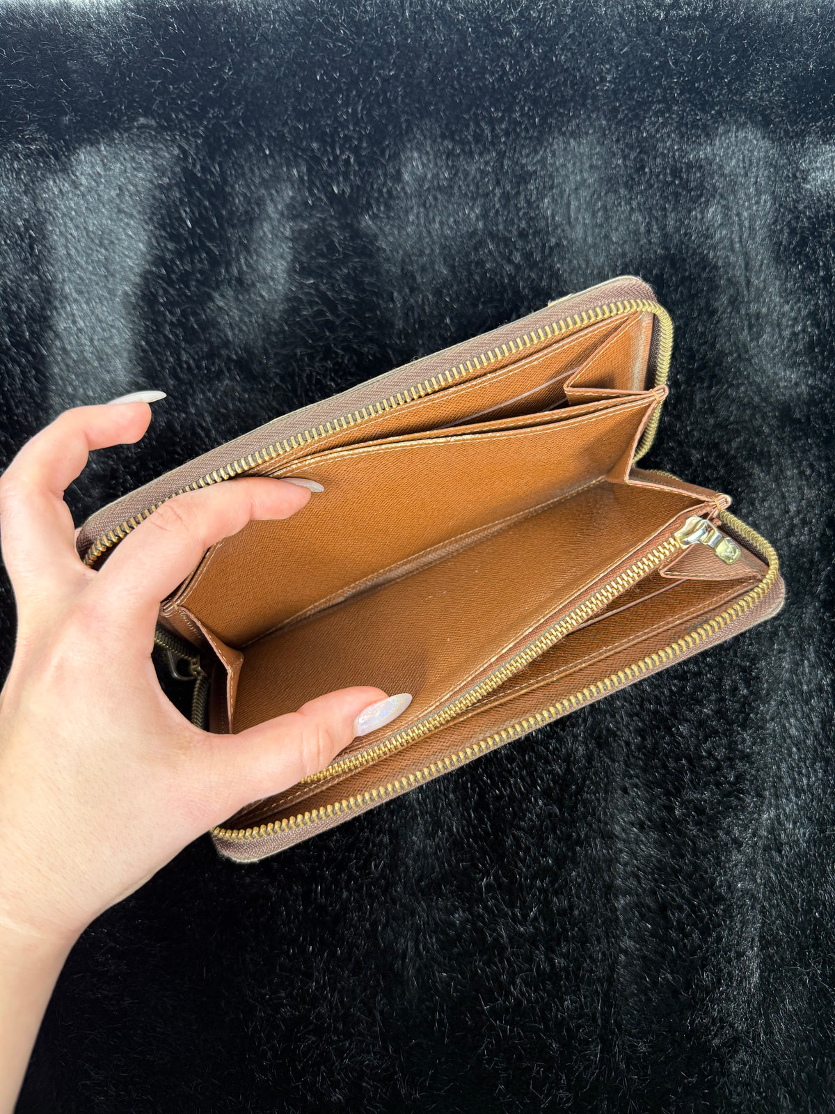 Louis Vuitton Zippy Wallet Monogram