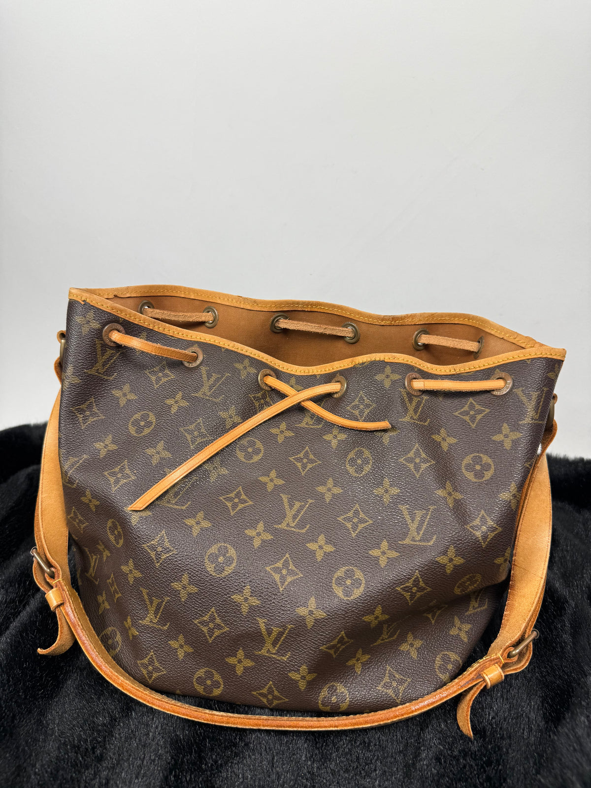 Louis Vuitton Petit Noé