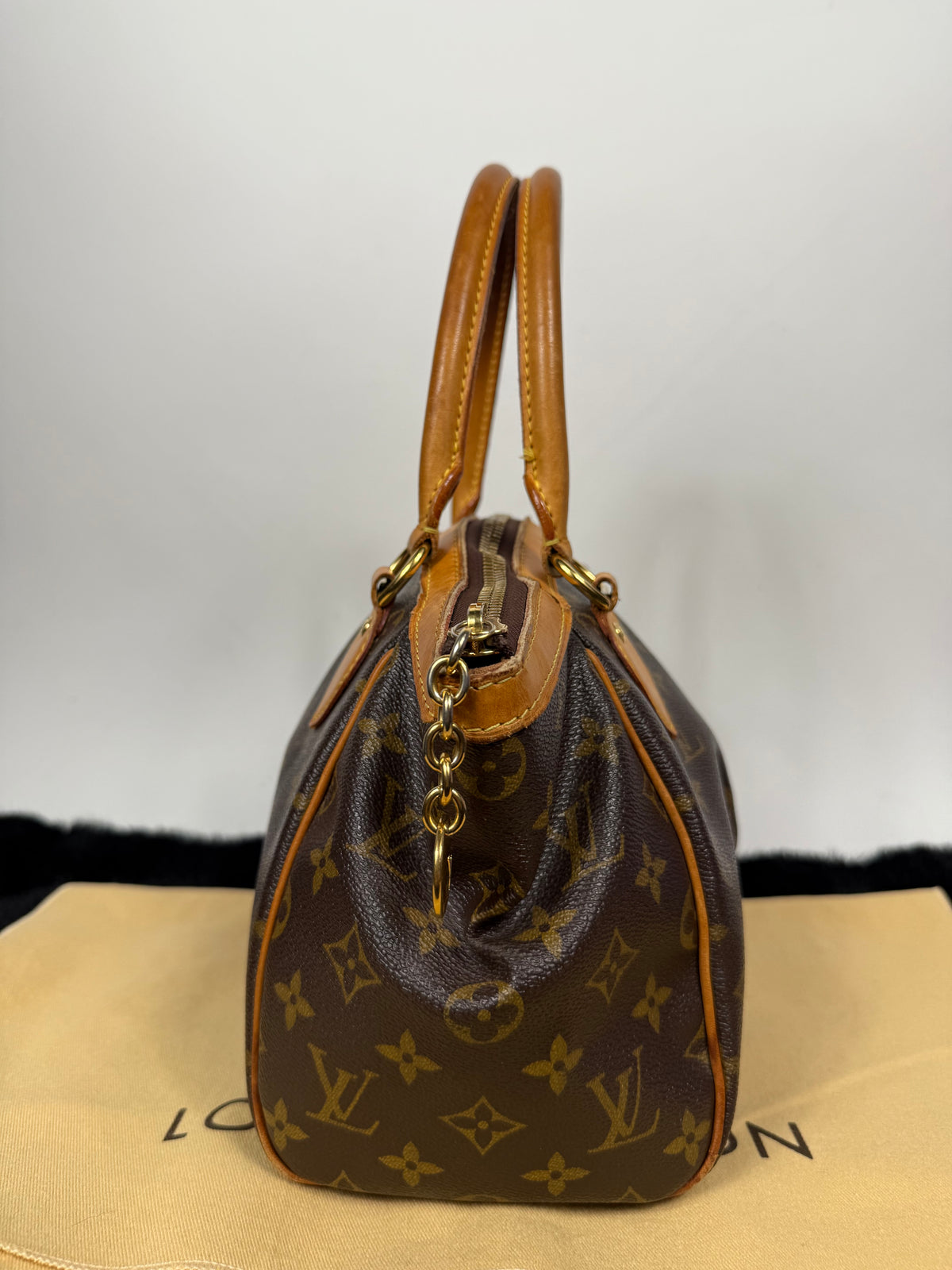 Louis Vuitton Tivoli PM