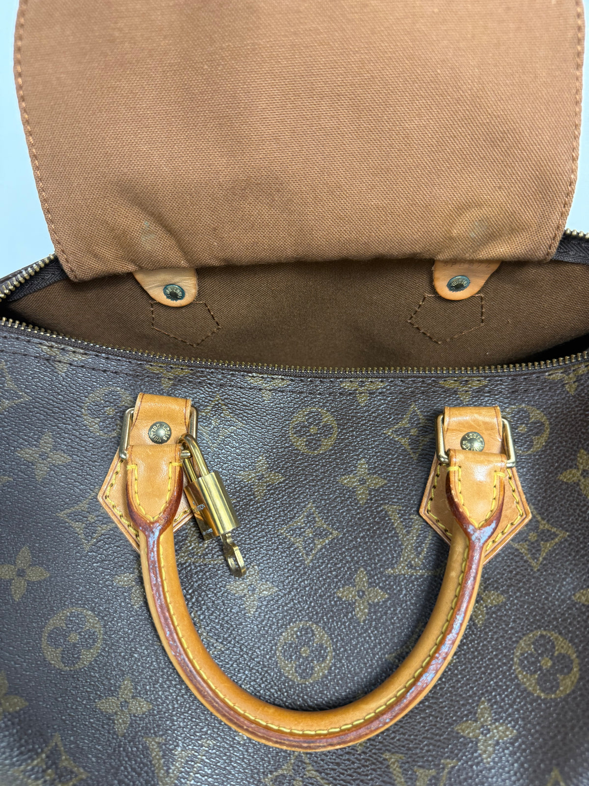 Louis Vuitton Speedy 30