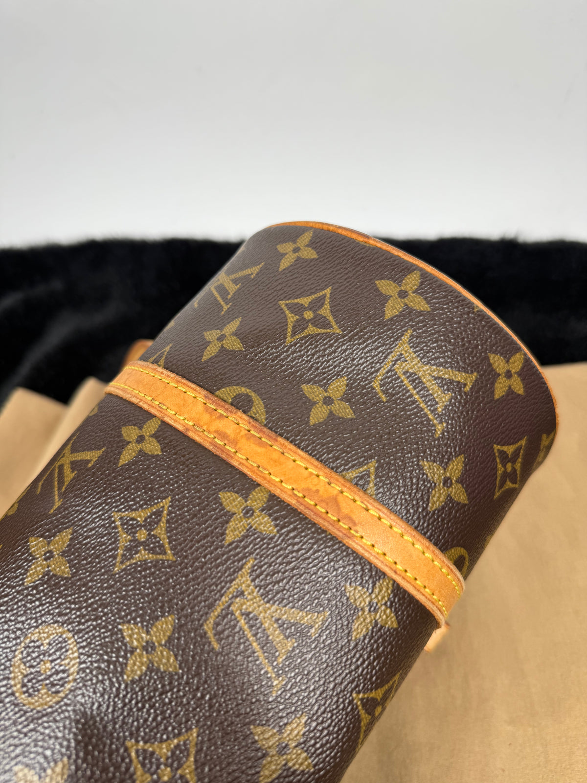 Louis Vuitton Papillon 30