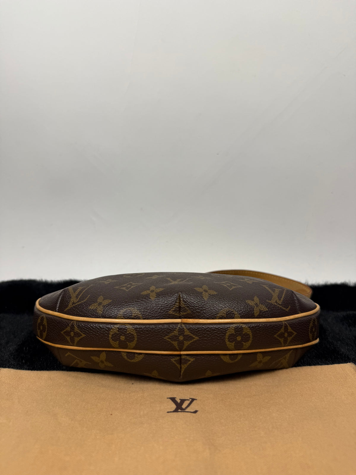 Louis Vuitton Croissant PM Monogram Vintage Originale – Borsa a Spalla Donna