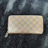 Louis Vuitton Zippy Wallet Damier