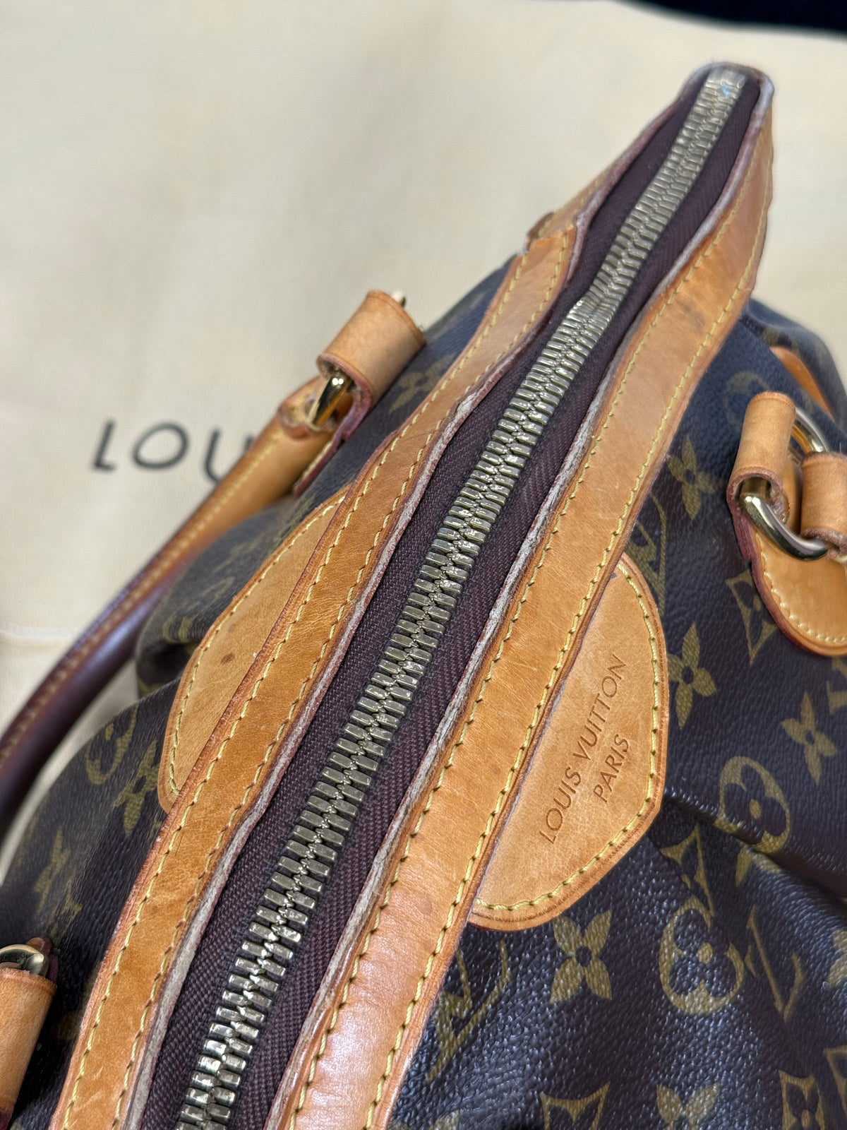 Louis Vuitton Tivoli PM