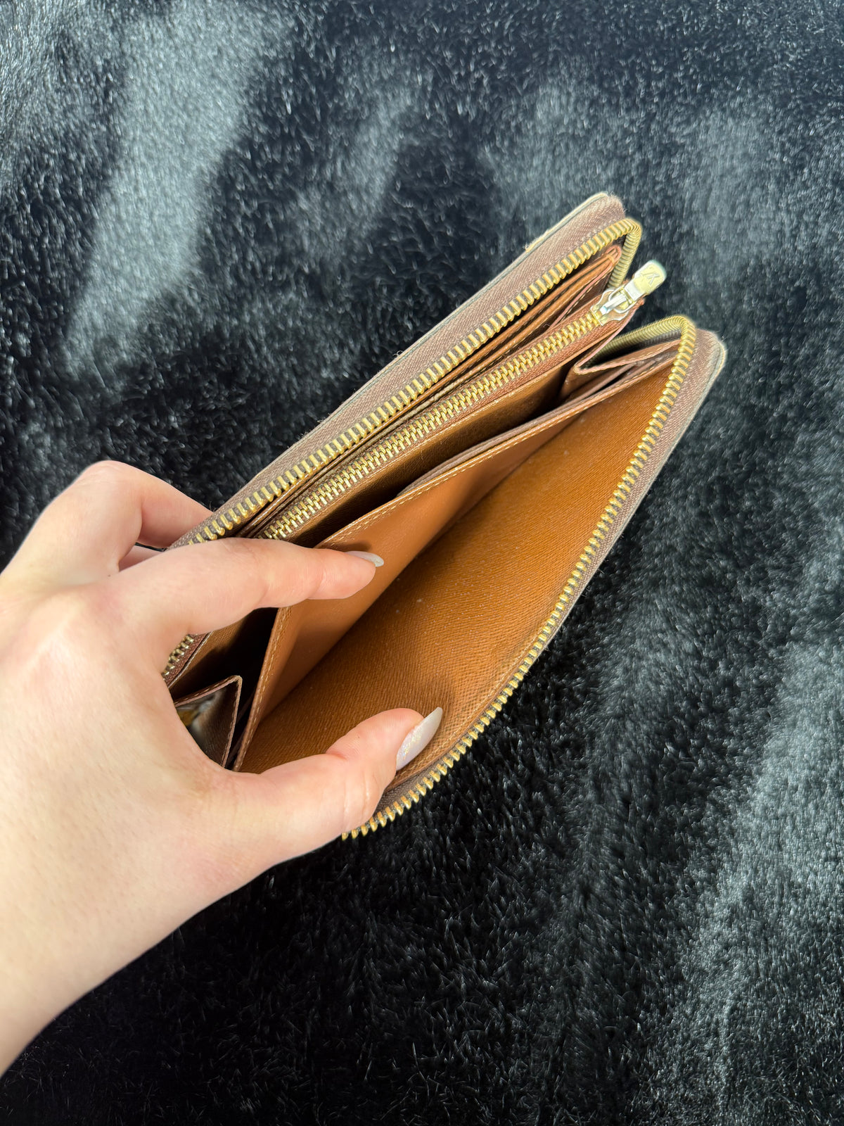 Louis Vuitton Zippy Wallet Monogram