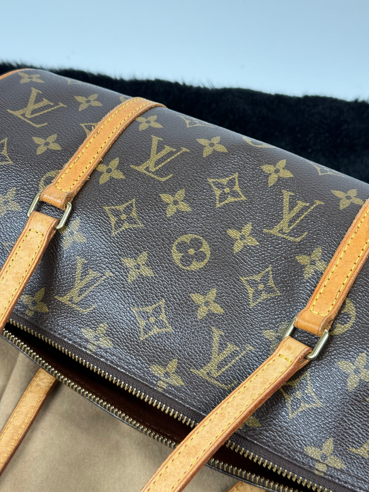 Louis Vuitton Papillon 30