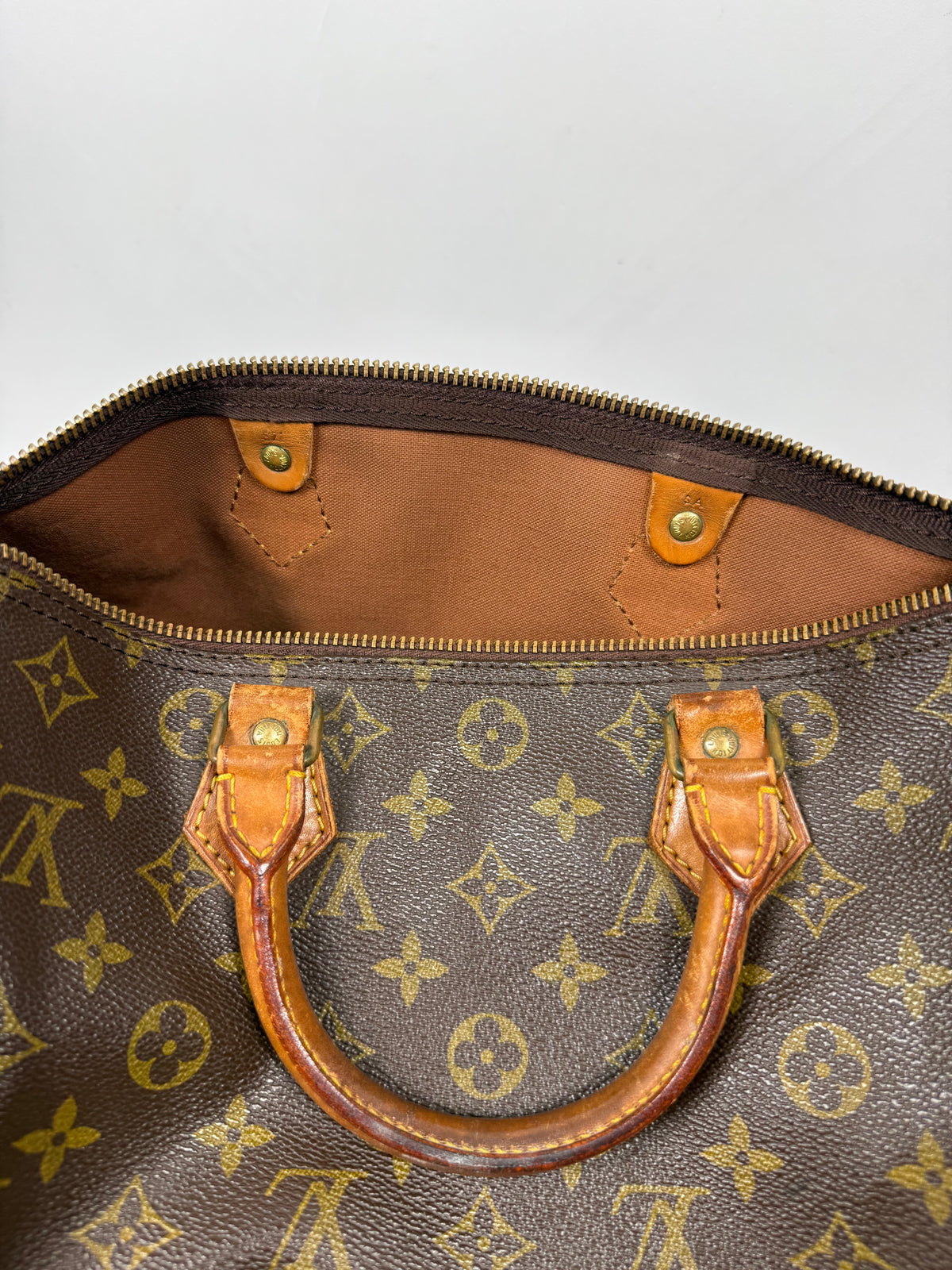 Louis Vuitton Speedy 30